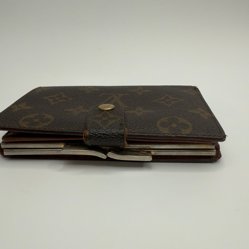 Louis Vuitton Brown Monogram French Purse Wallet Silver | Women’s | Used | - Picture 4 of 16